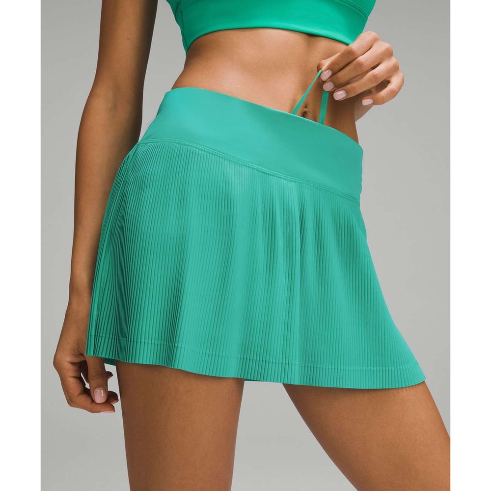 Lululemon Pleat to Street Mid Rise Skirt Kelly Green